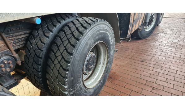 53577 Neustadt, intervenție anvelope camion în parcare 53577 Neustadt, intervenție anvelope camion în parcare