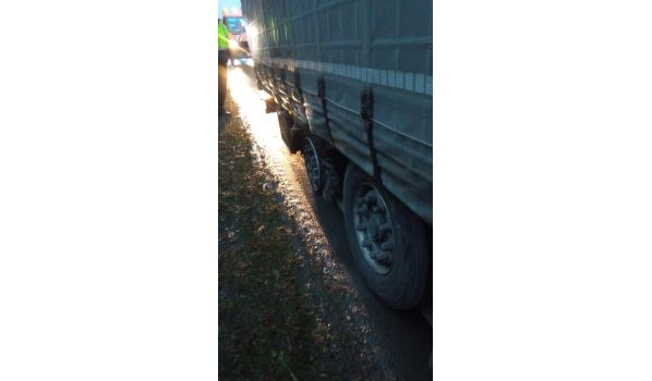 50126 Bergheim, Wymiana opony przyczepy na poboczu 50126 Bergheim, Wymiana opony przyczepy na poboczu