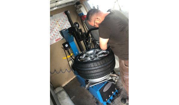 50189 Elsdorf, PKW-Reifenservice nach Panne – schnelle Hilfe im Stadtbereich 50189 Elsdorf, PKW-Reifenservice nach Panne – schnelle Hilfe im Stadtbereich