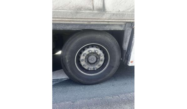 53474 Bad Neuenahr-Ahrweiler, Wymiana opony przyczepy na pasie awaryjnym 53474 Bad Neuenahr-Ahrweiler, Wymiana opony przyczepy na pasie awaryjnym