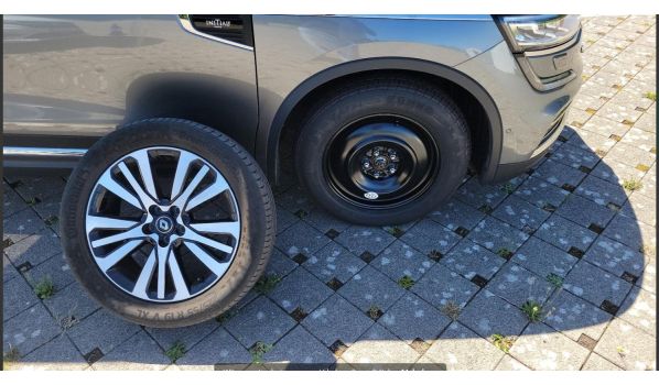 78176 Blumberg, mobiler Reifendienst bei Reifenschaden auf dem Parkplatz 78176 Blumberg, mobiler Reifendienst bei Reifenschaden auf dem Parkplatz